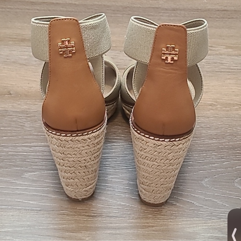Tory Burch Cream Women's Sandals - Picture 3 of 5